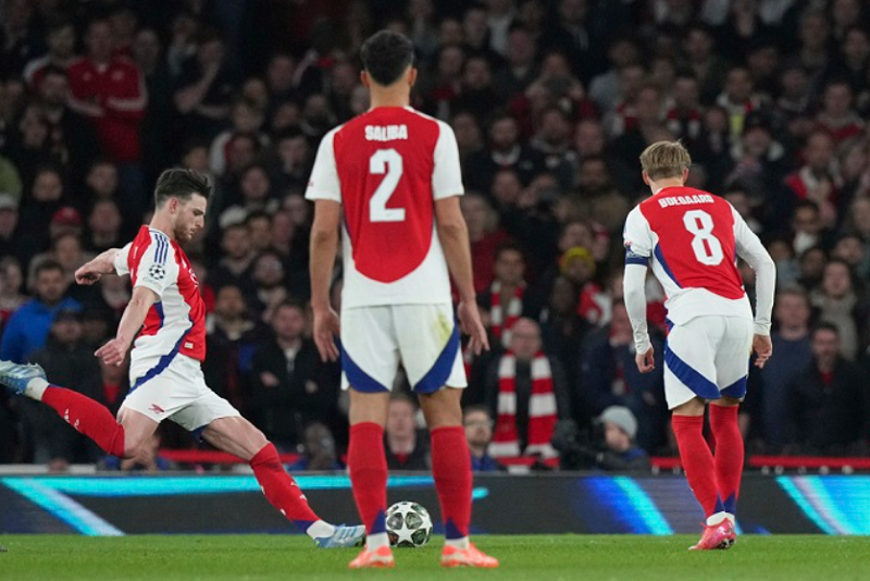 Ian Wright gây bất ngờ khi chọn Declan Rice, gạch tên Saka khỏi top 3 cầu thủ hay nhất thế giới